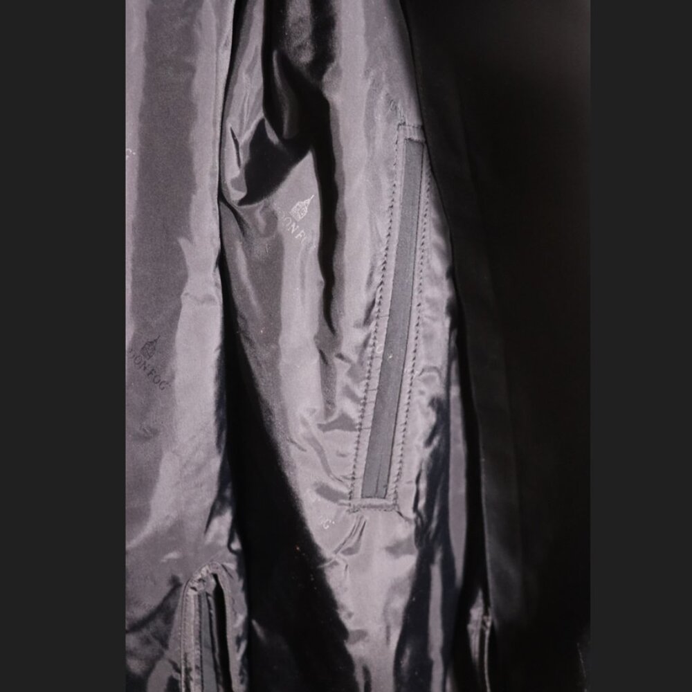 Vintage London Fog Black Trench Coat 42 Short w Liner - Picture 7 of 13
